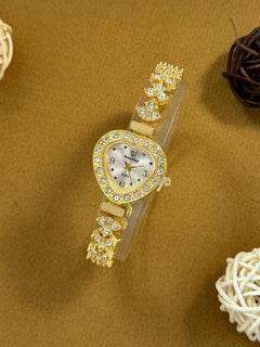 The Coeur bracelet watch colourway