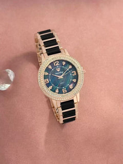 The Riviera ceramic watch on wrist