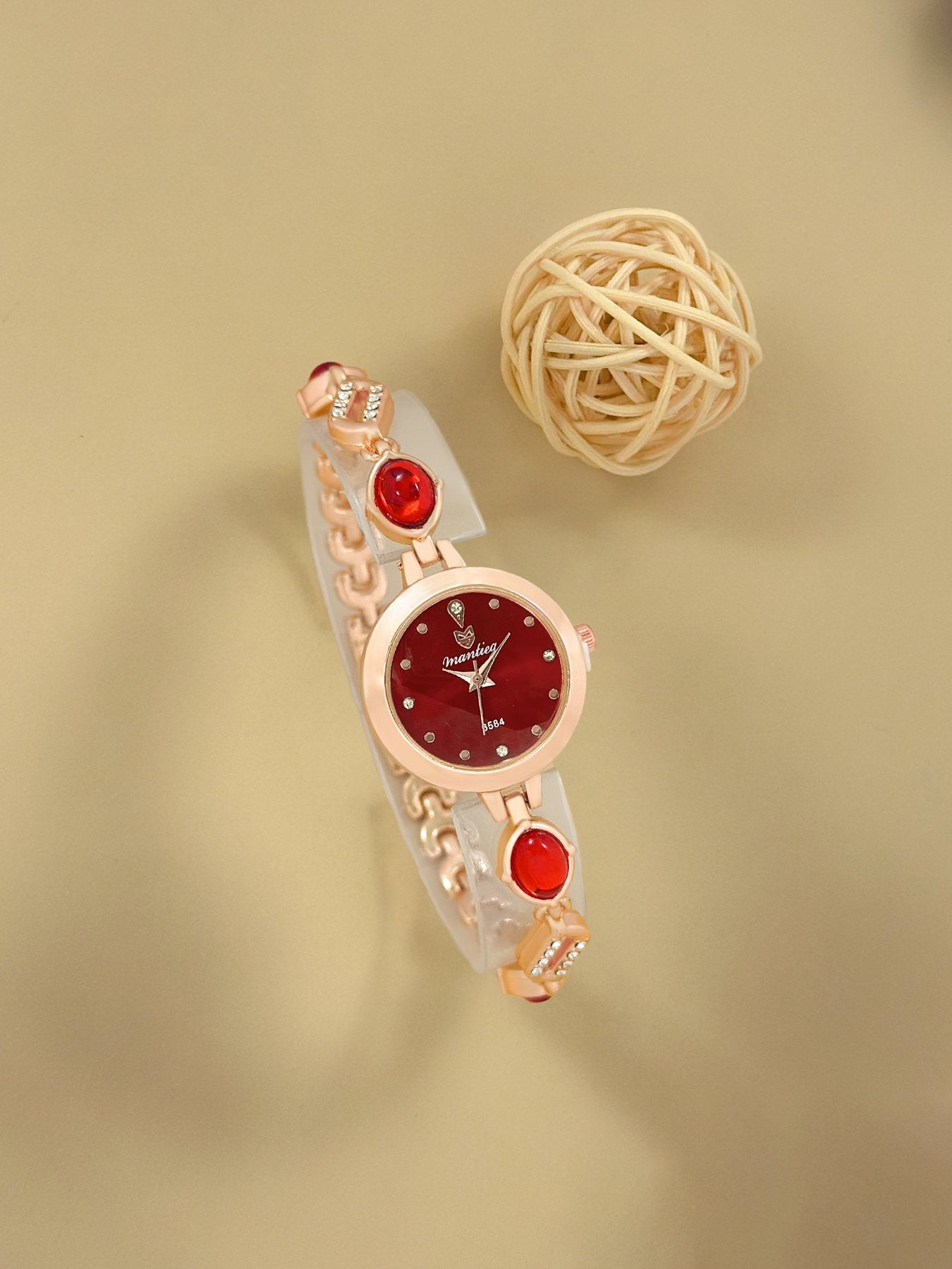 The Cameo — Cabochon Link Watch (Ref 6584)